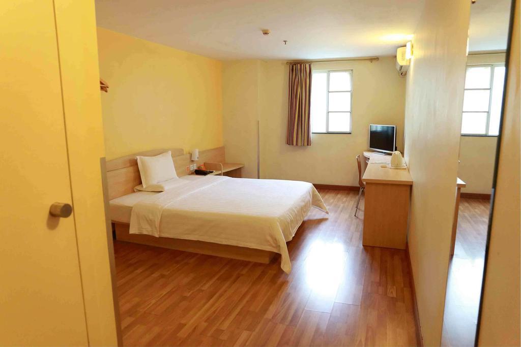 7Days Inn Chengdu North Railway Station Kamer foto